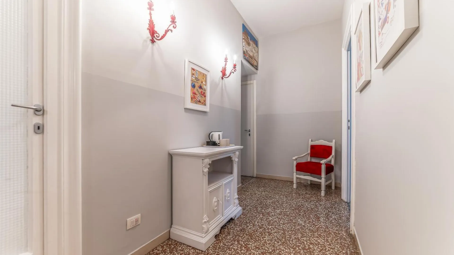 Azzurra B&B - Metro Lodi Rome
