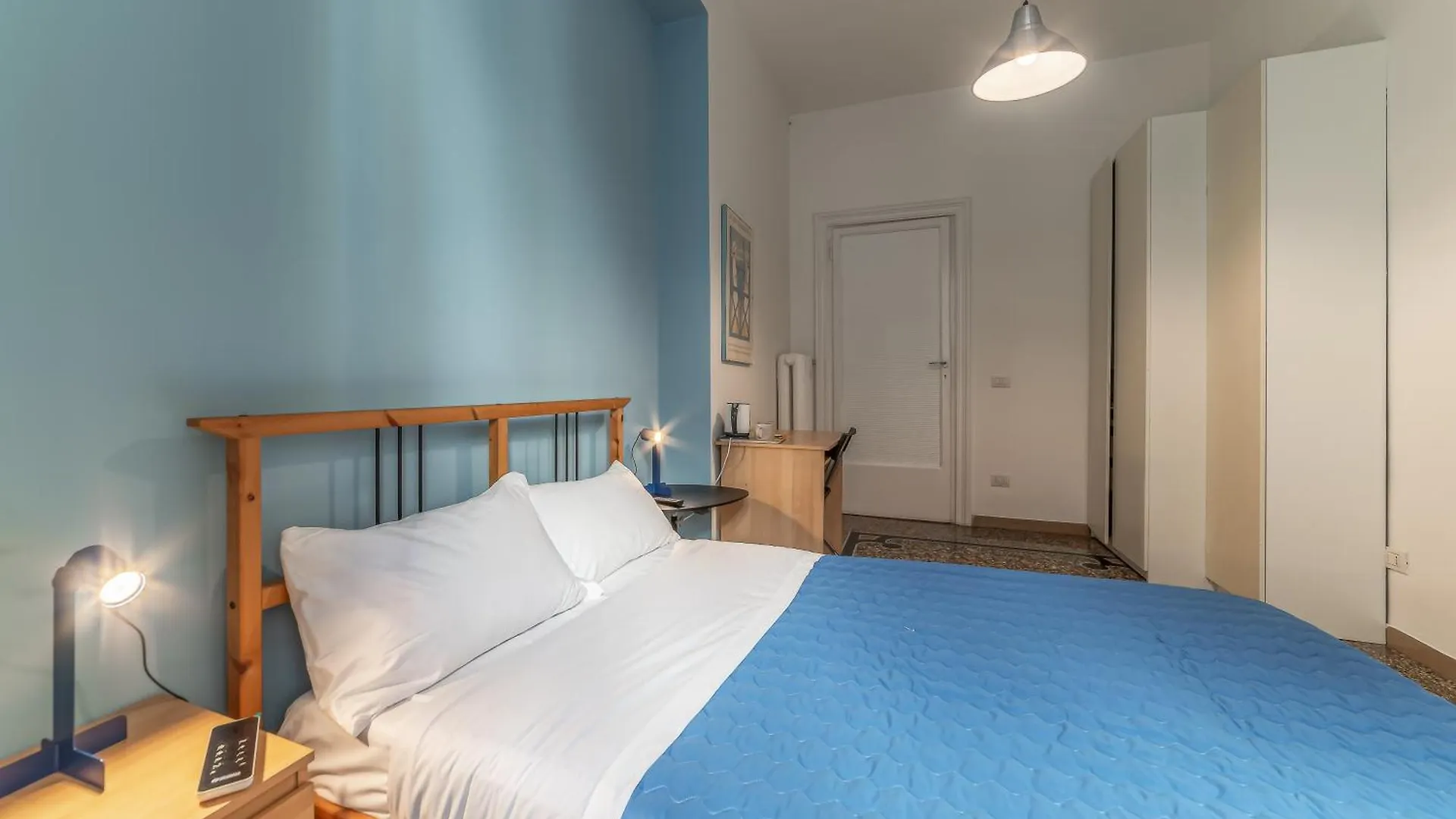 Azzurra B&B - Metro Lodi Roma Italia