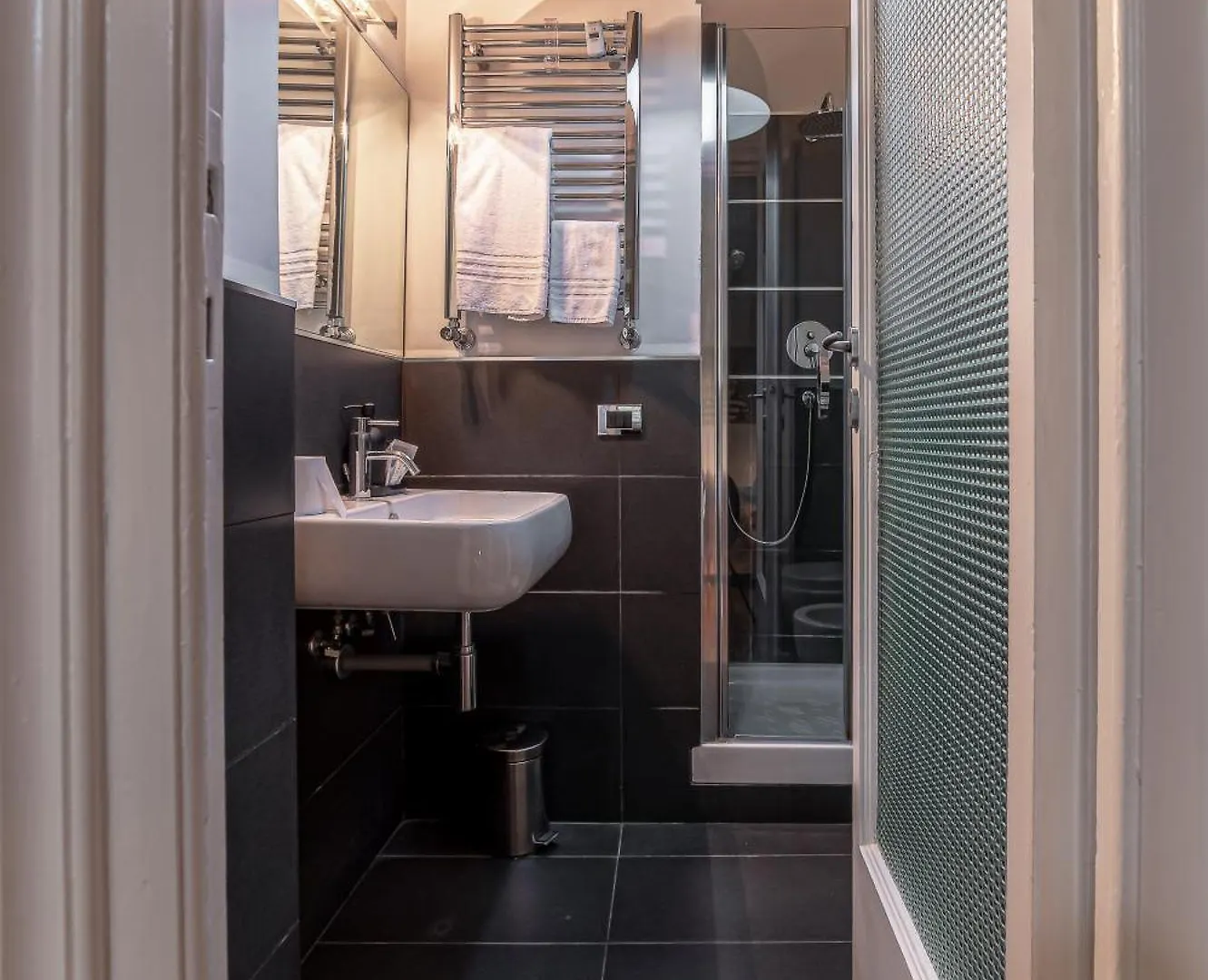 Azzurra B&B - Metro Lodi Roma Italia