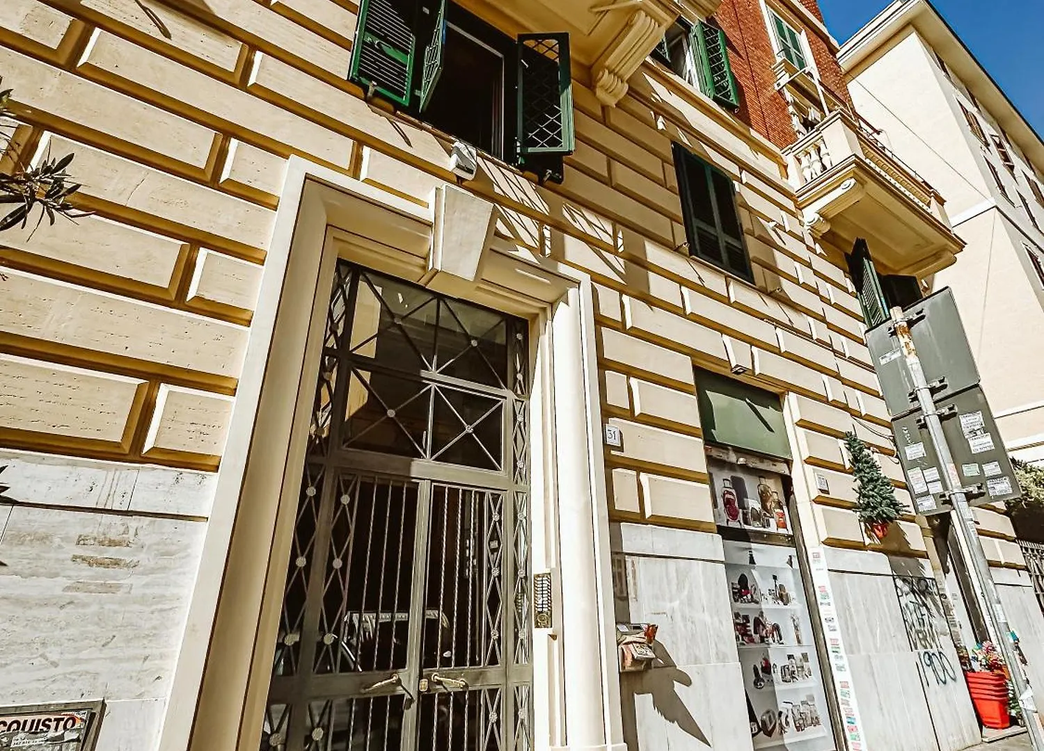 Azzurra B&B - Metro Lodi Roma Italia